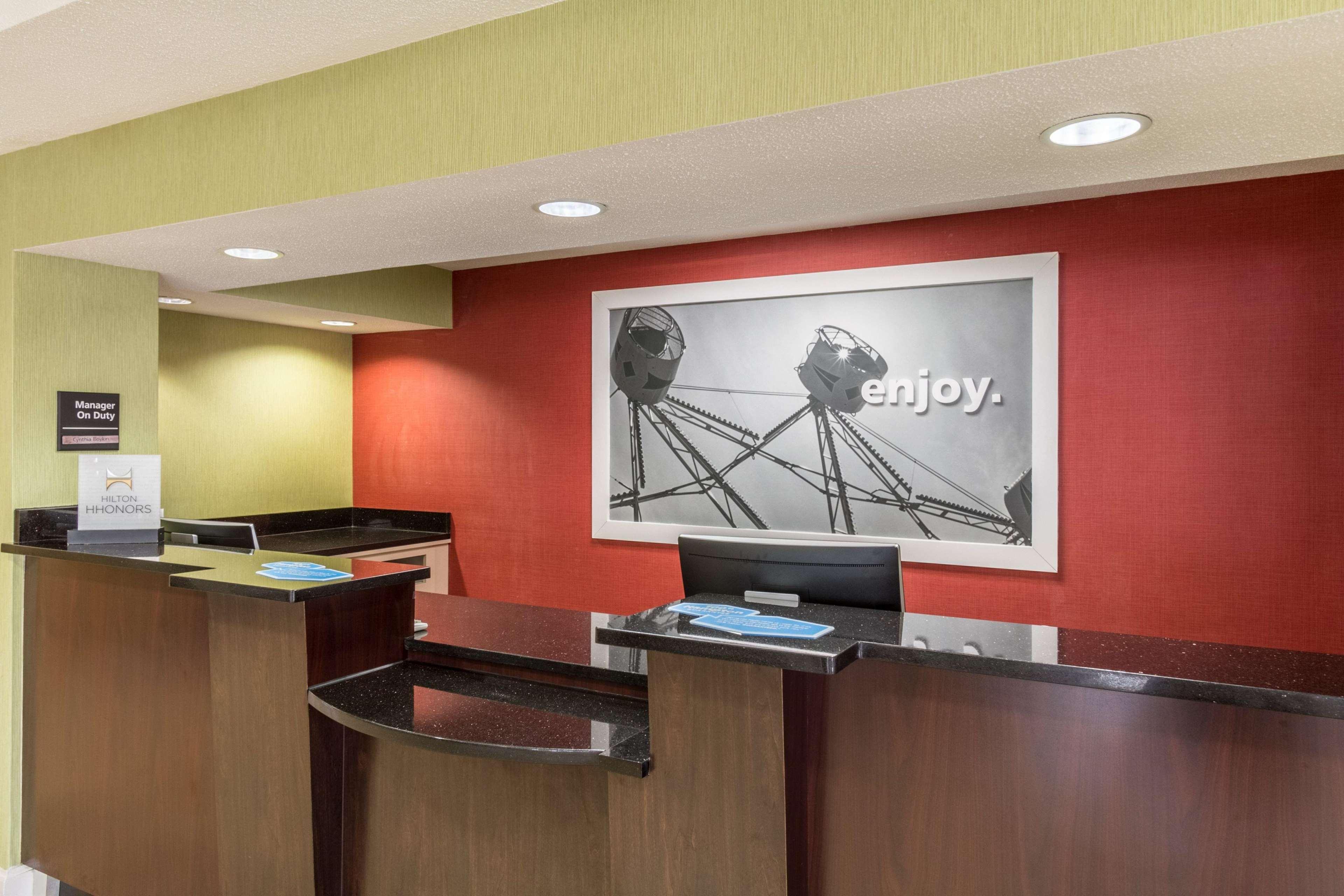 Hampton Inn Jackson Pearl Intrntl Airport Bagian luar foto