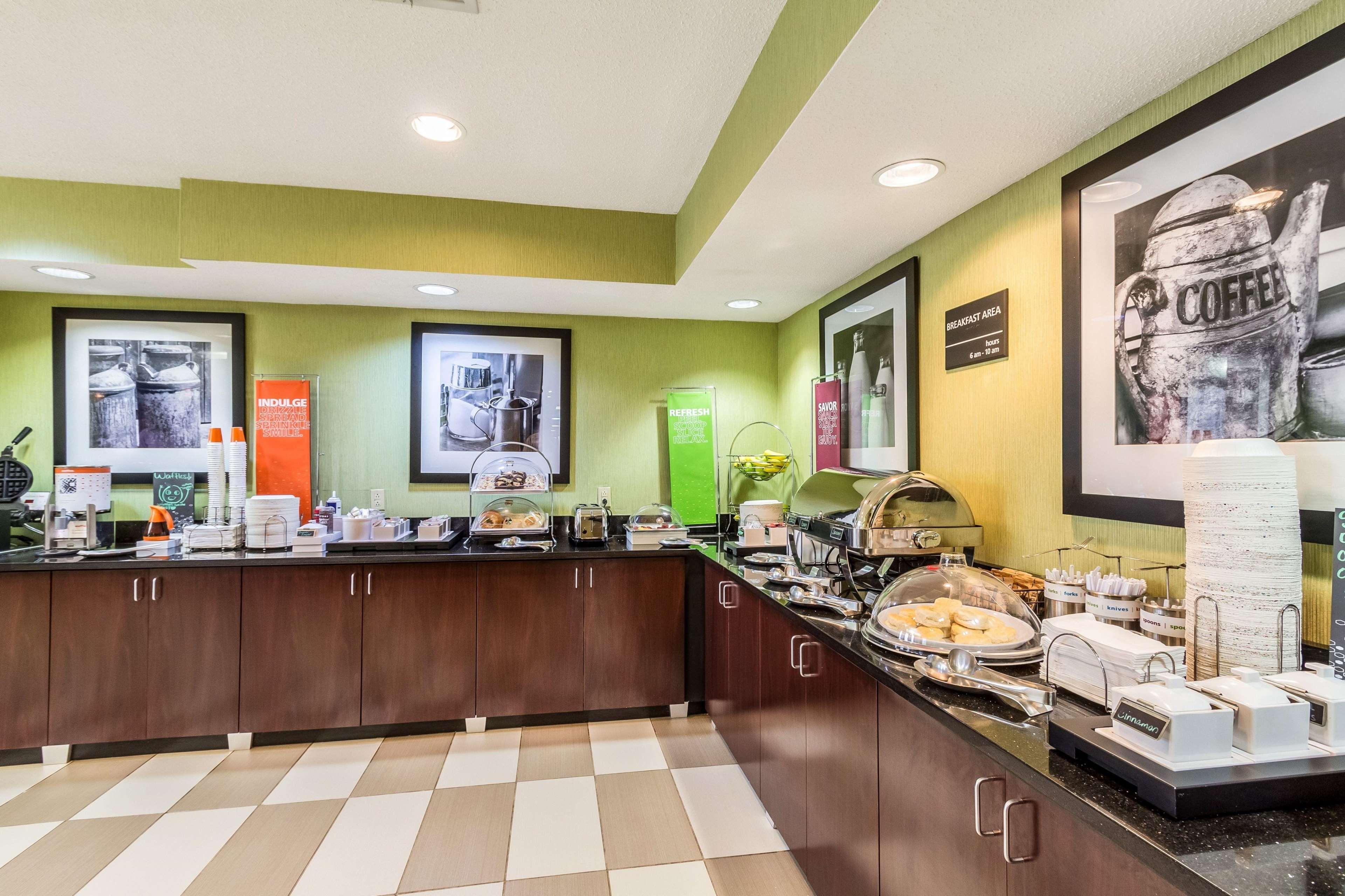 Hampton Inn Jackson Pearl Intrntl Airport Bagian luar foto